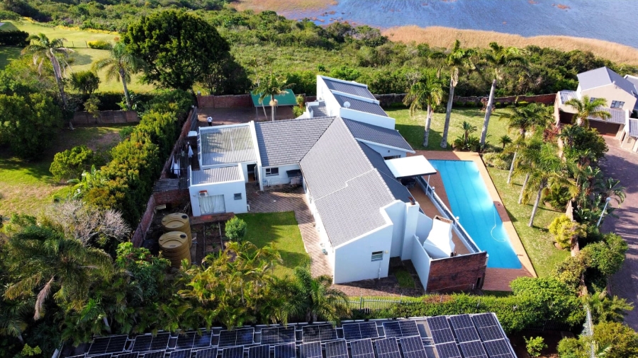 5 Bedroom Property for Sale in Beacon Bay Eastern Cape